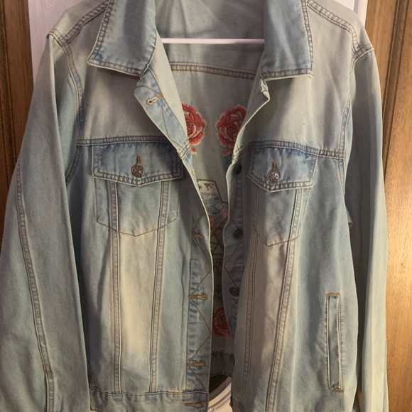 COPY - COPY - Glitzy Girls Boutique embroidered denim plus size 1x - Picture 10 of 15